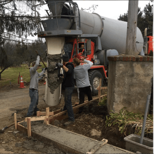 landscaping, pavers, retaining wall